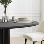 Table de salle à manger ronde en bois de 52 pouces, pour 4-6 personnes, avec plateau à bord incurvé et base cannelée conique pour salon/salle à manger, table basse ou bureau, couleur noire